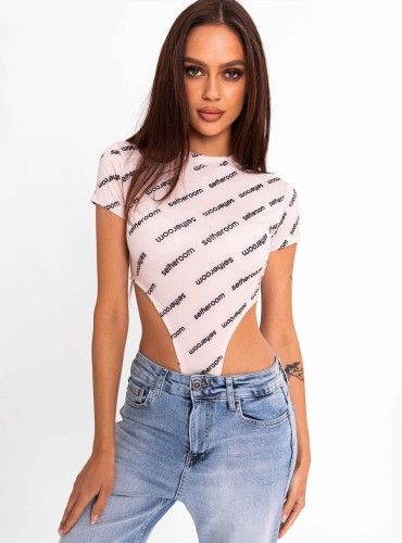 Lavani- body z krótkim i rękawami, wysokim wycięciem na biodrach i nadrukiem- beżowo-czarne 