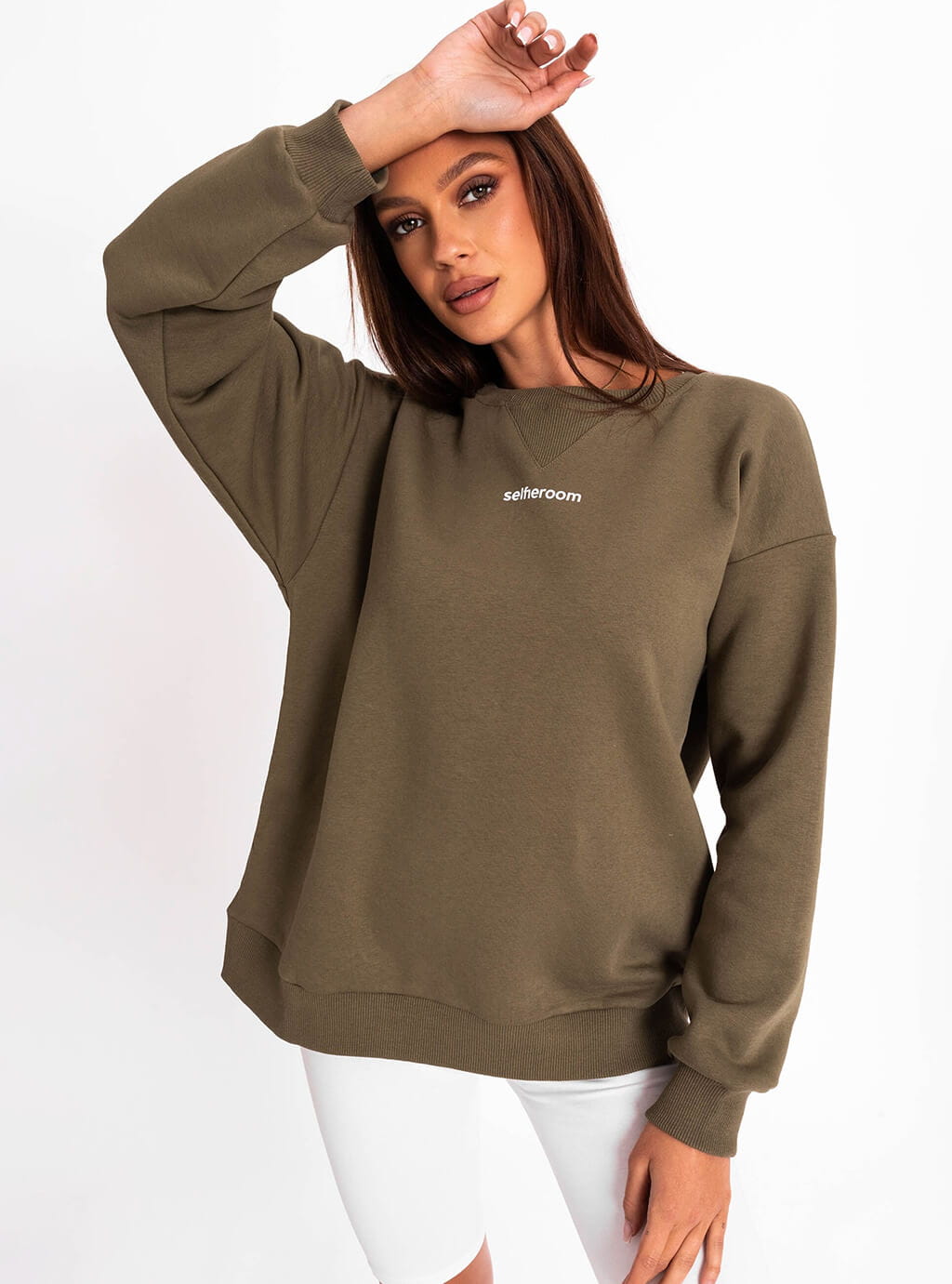 Alvira- klasyczna, delikatnie oversize’owa bluza z nadrukiem- khaki 6