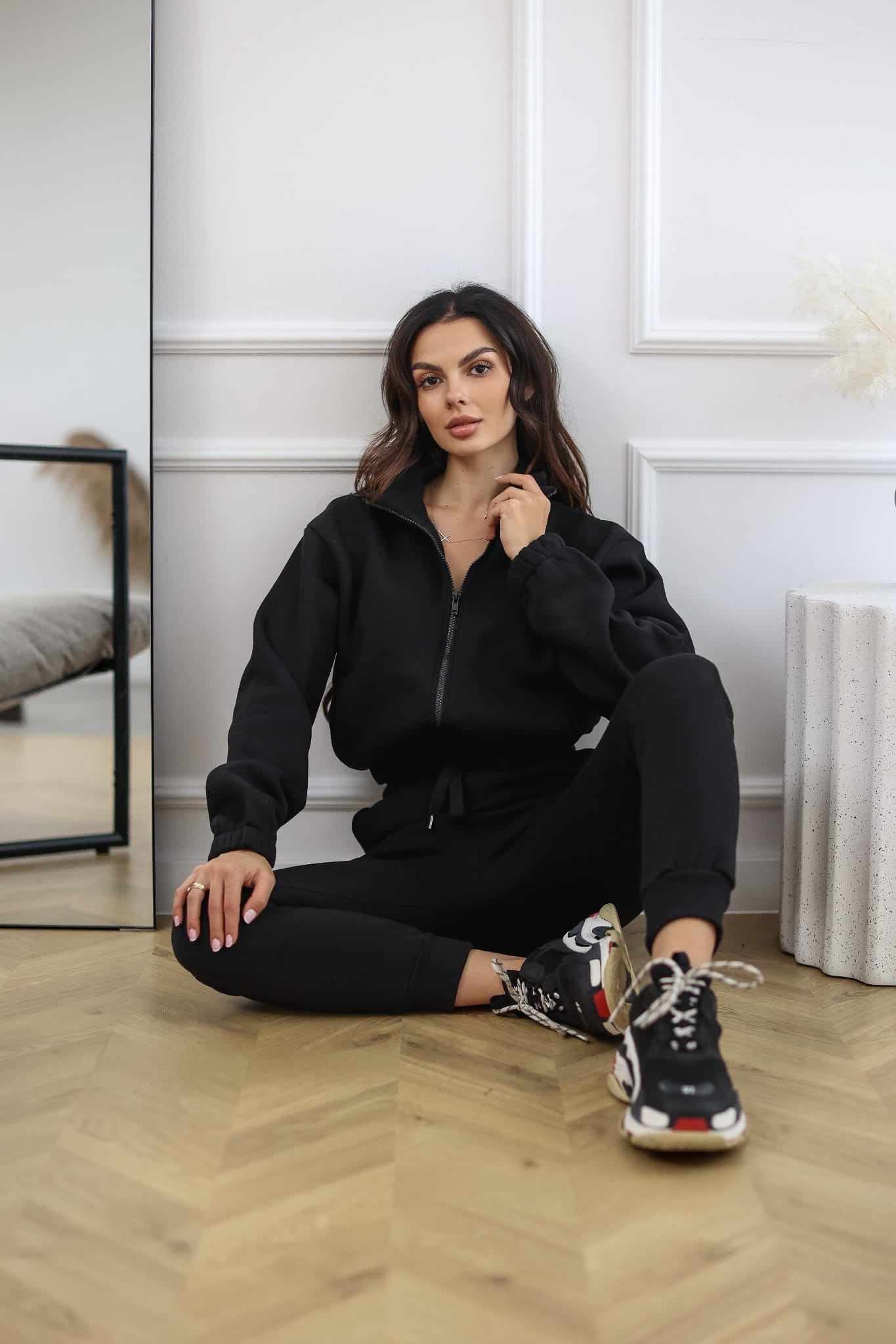 Bluza krótka ZIP z suwakiem i ze stójką kolor czarny 3