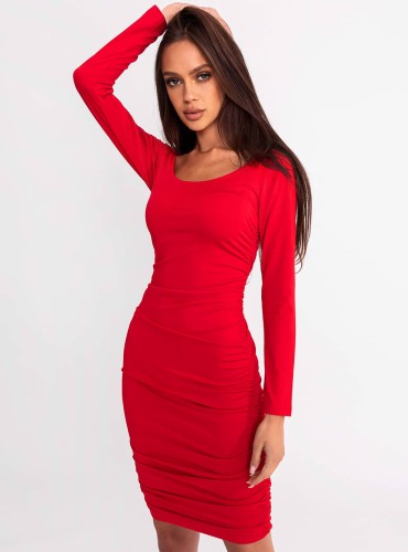Imren- dopasowana sukienka z lycry z marszczeniem na bokach i długim rękawem czerwona