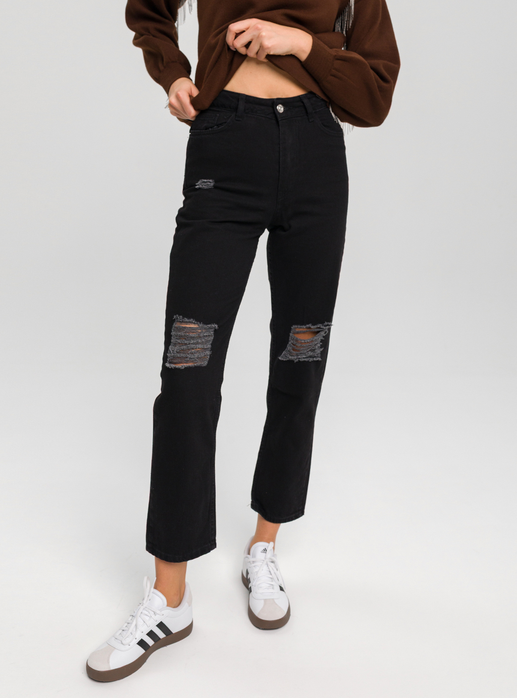 Spodnie jeansowe mom fit 605 - czarne