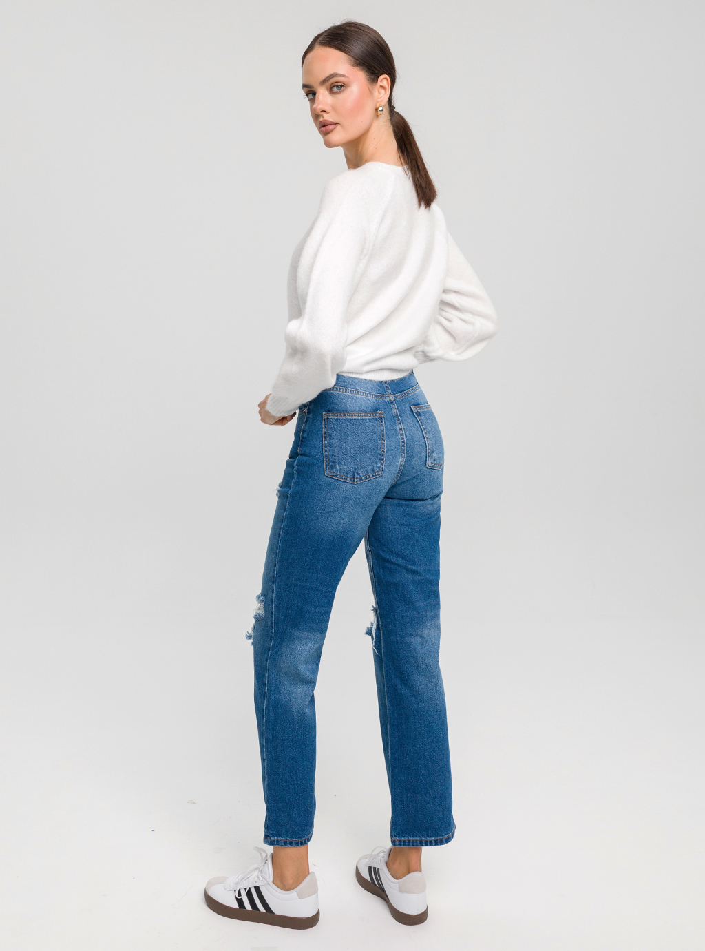 Sweter Eliana – Klasyka i Luksus w Jednym 10