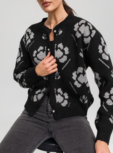 Sweter Bloom – czarny kardigan w kwiaty