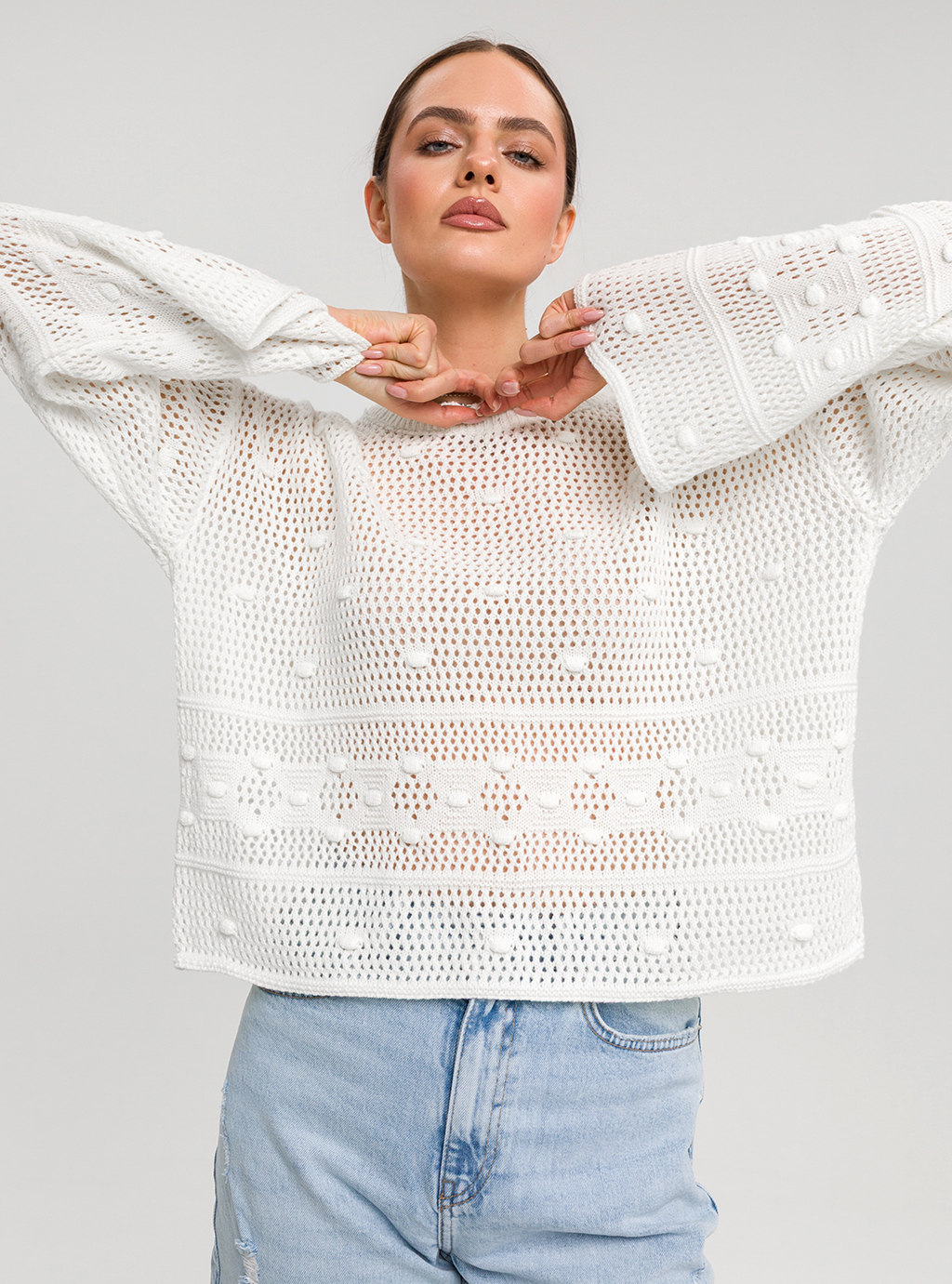 Sweter Ivy – ażurowy biały sweter o luźnym kroju 2