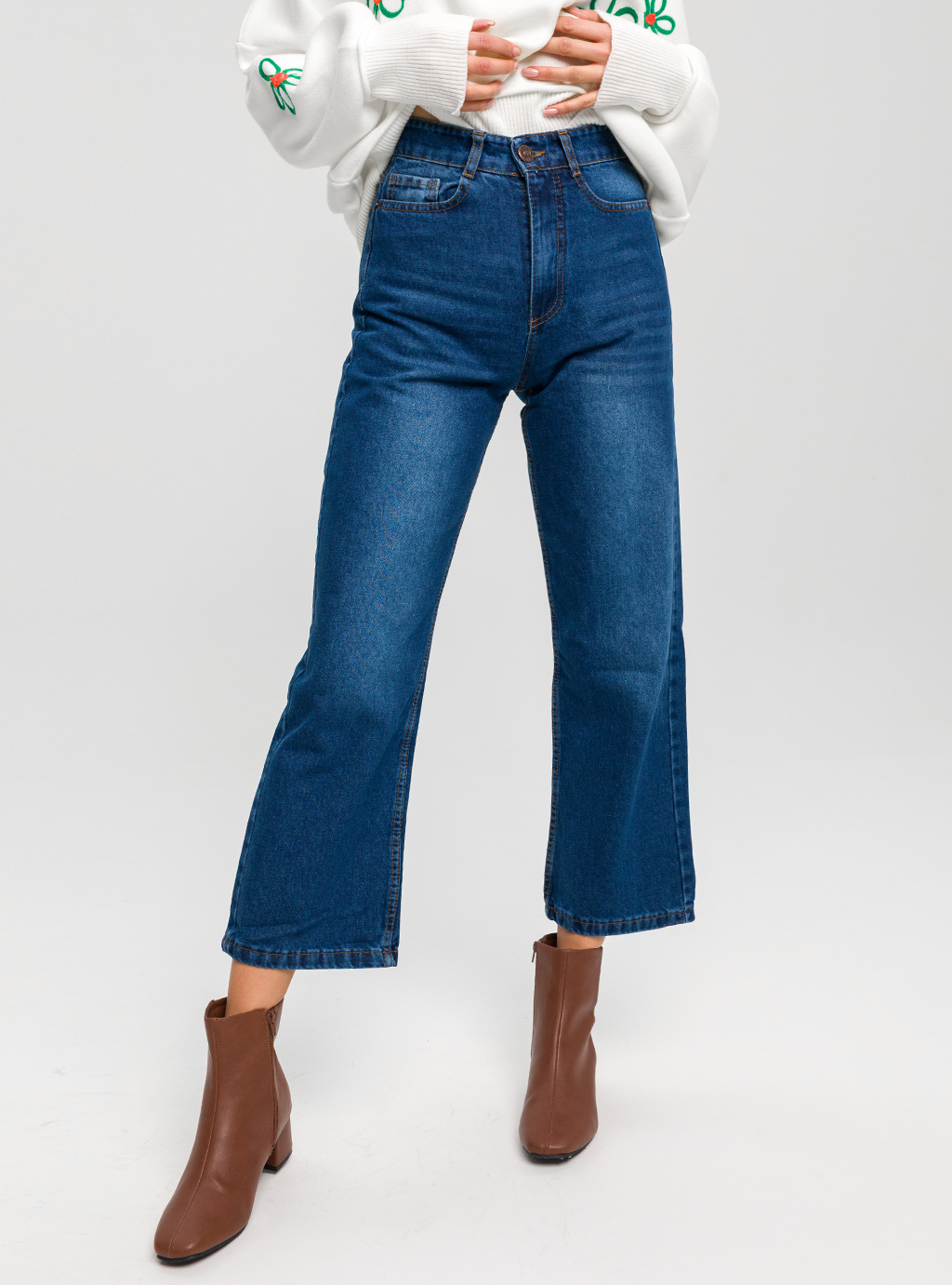 Jeansy damskie 7148 z bawełny – proste nogawki crop