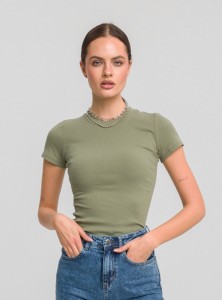 Dopasowana bluzka PEEL SHORT  z prążkowej dzianiny z krótkim rękawem khaki