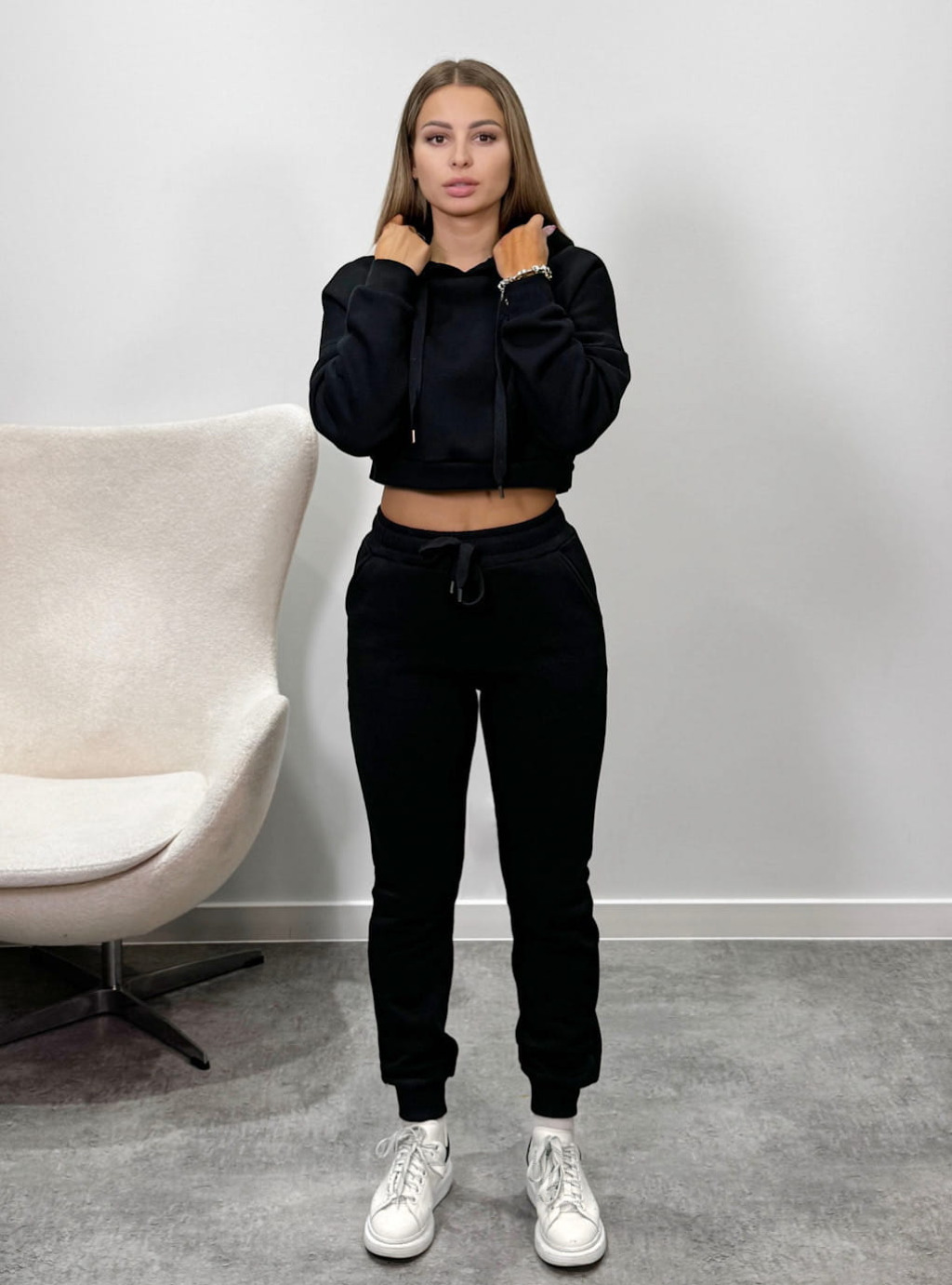 Bluza krótka Short z kapturem kolor czarny 4