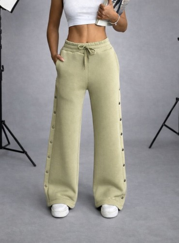 EMI - SPODNIE DRESOWE Z SZEROKĄ NOGAWKĄ ORAZ OZDOBNYMI ZATRZASKAMI - OLIWKA