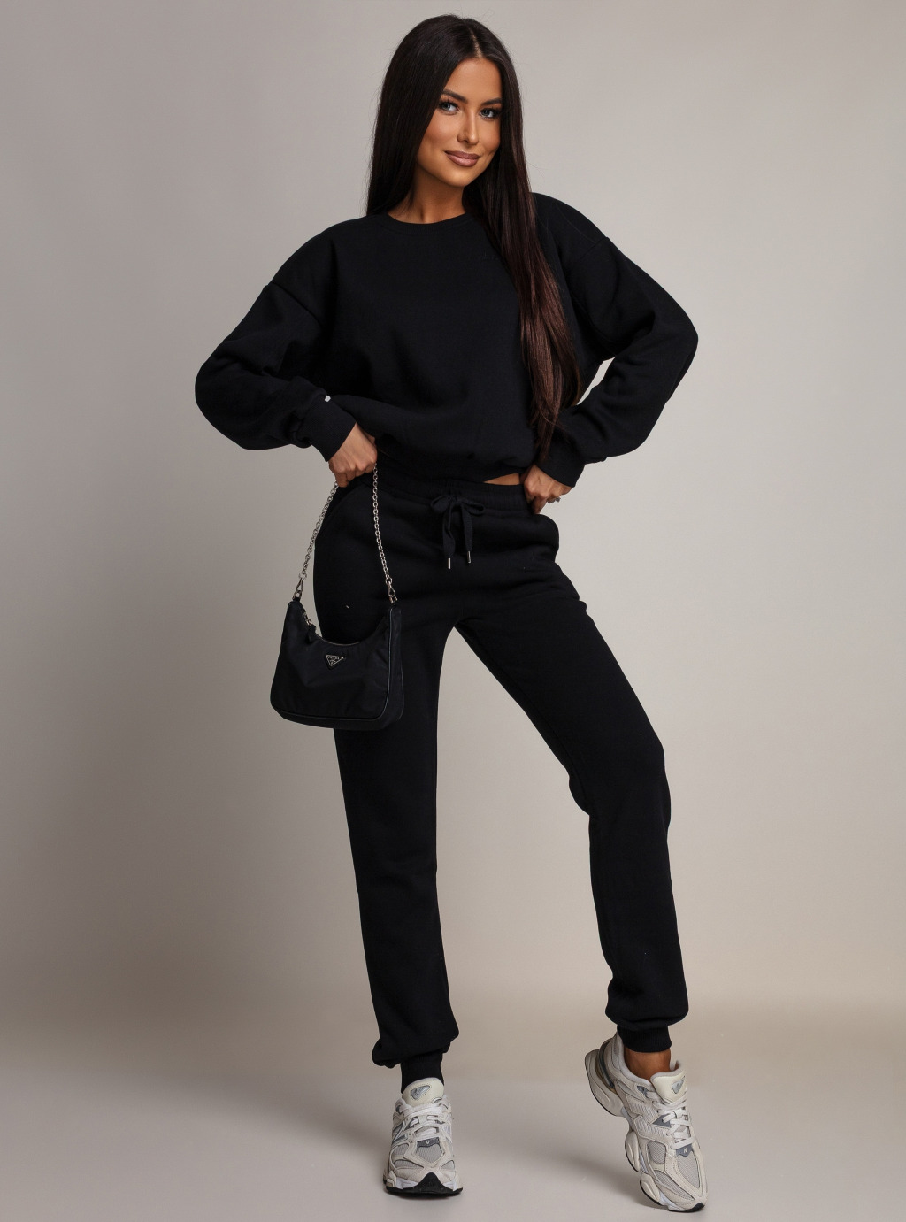 Bluza Classic z kieszeniami bez kaptura kolor Czarny 2