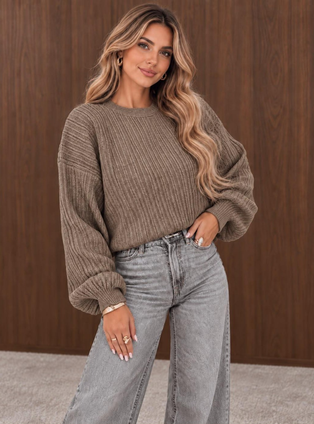 Comfy - sweter damski oversize z prążkowanej dzianiny z długim rękawem - ciemny beż 2