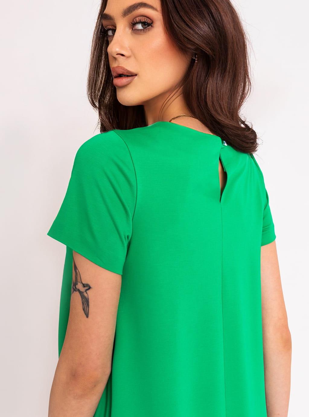 Crystal- dzianinowa sukienka o luźnym kroju z krótkim rękawem- zielona 11