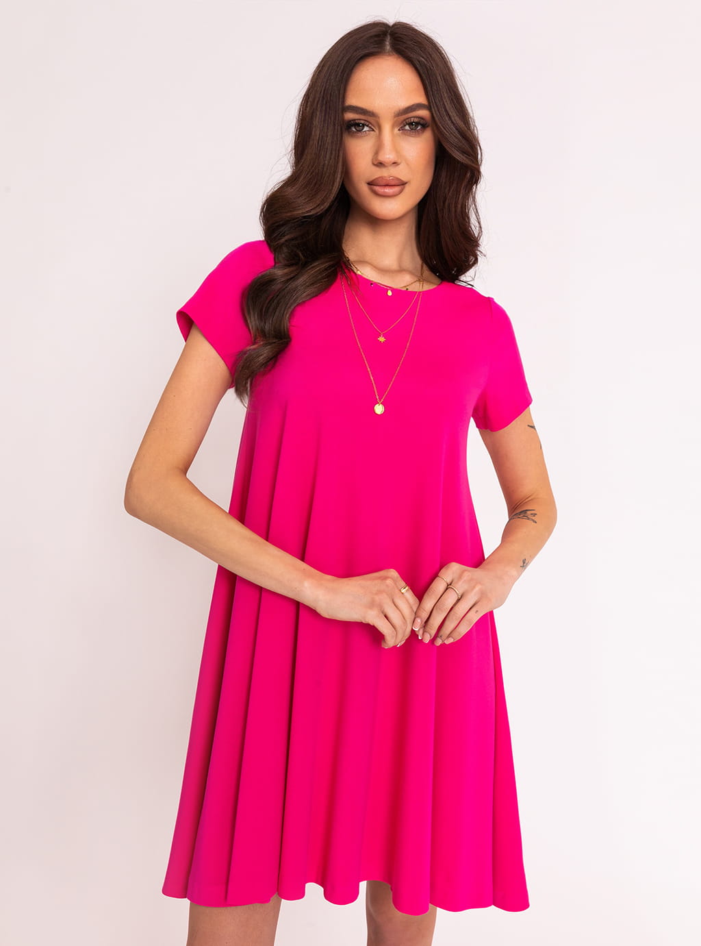 Crystal- dzianinowa sukienka o luźnym kroju z krótkim rękawem- róż 3