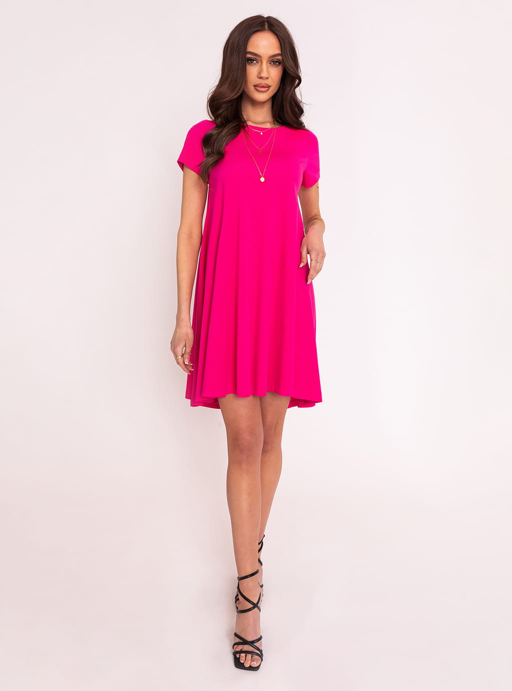 Crystal- dzianinowa sukienka o luźnym kroju z krótkim rękawem- róż 9