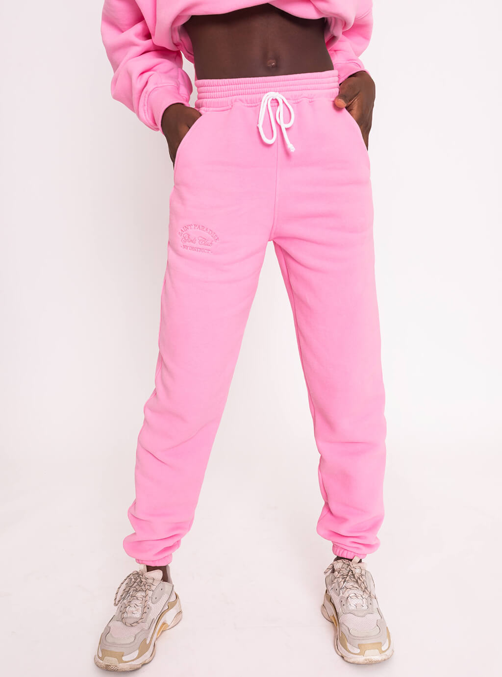 Maduo- spodnie dresowe typu jogger- róż
