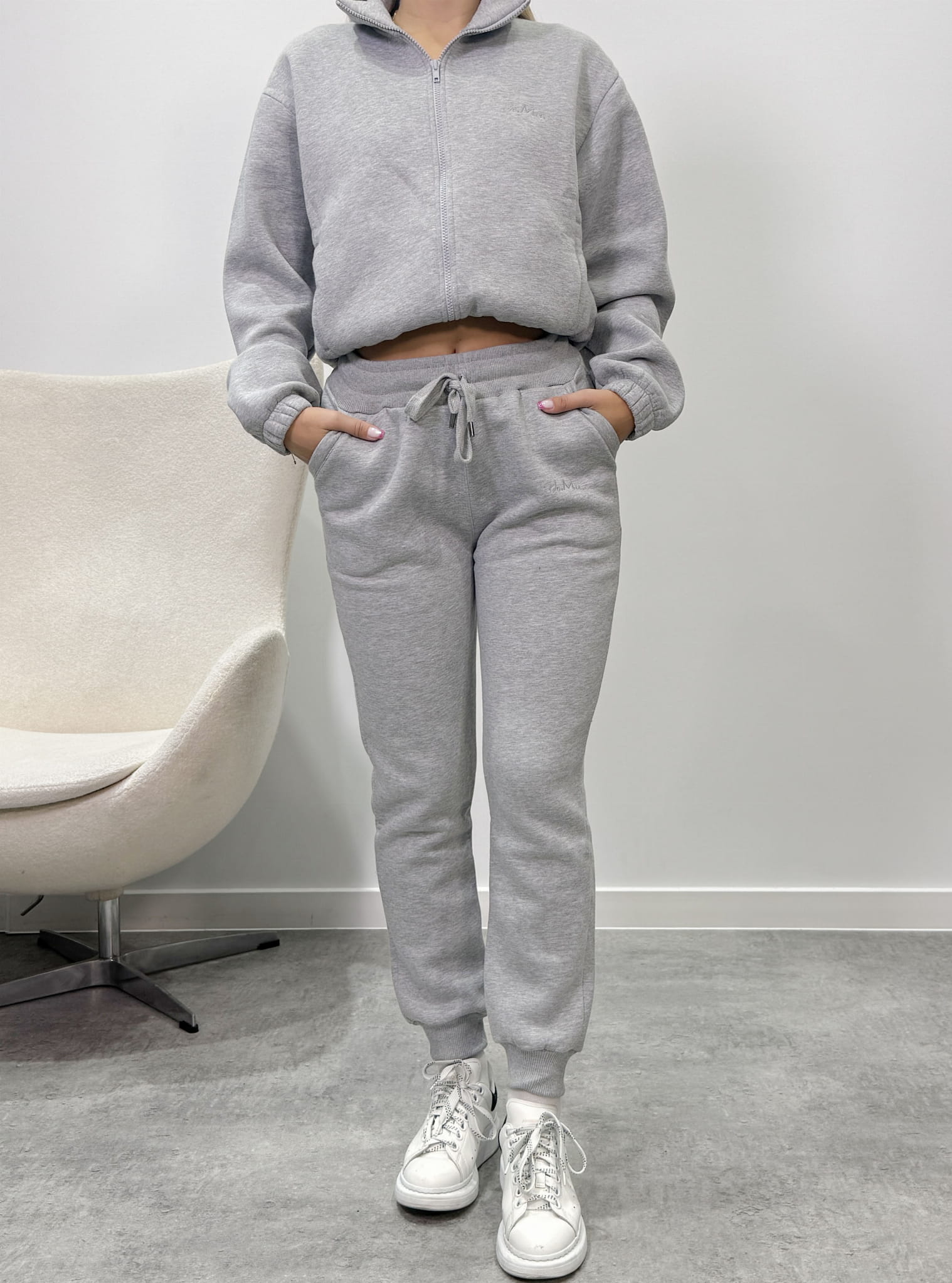 Spodnie dresowe Lea 2 ze ściągaczem i wyższym stanem kolor szary  6