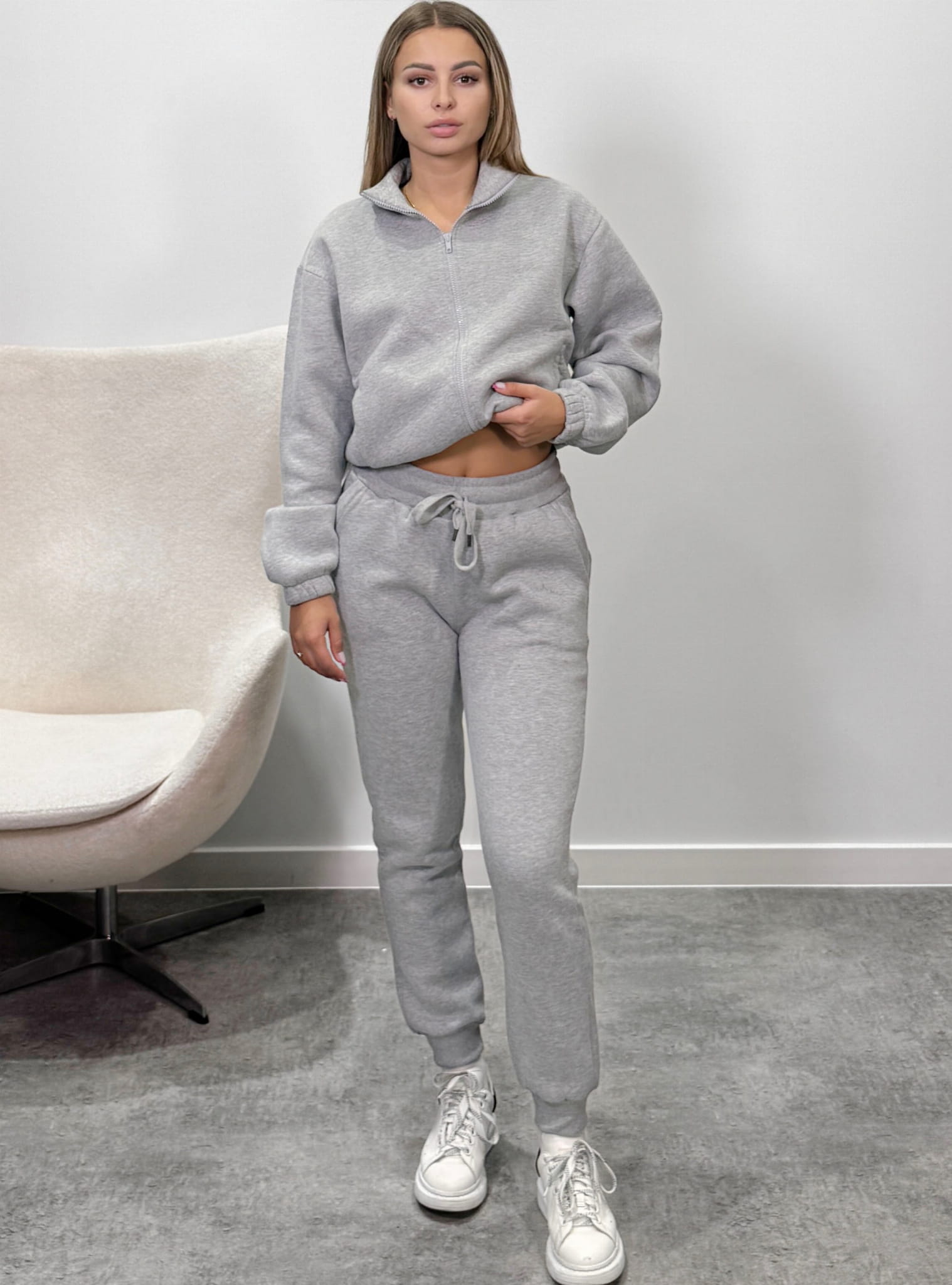 Spodnie dresowe Lea 2 ze ściągaczem i wyższym stanem kolor szary  7