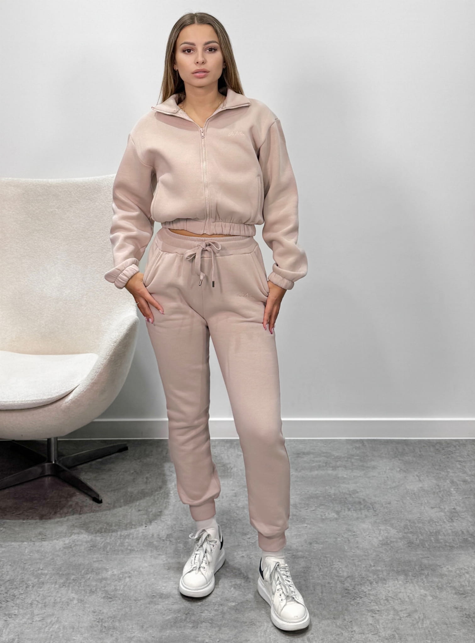 Spodnie dresowe Lea 2 ze ściągaczem i wyższym stanem kolor beżowy 7
