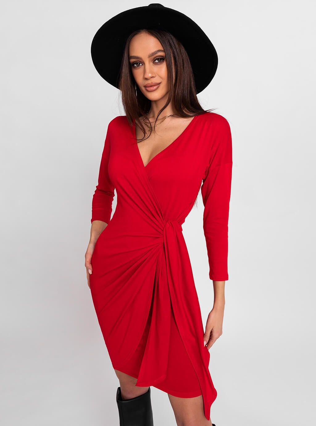 Laure - Kopertowa sukienka z wysokiej jakości wiskozy z długim rękawem i wiązaniem -  czerwona