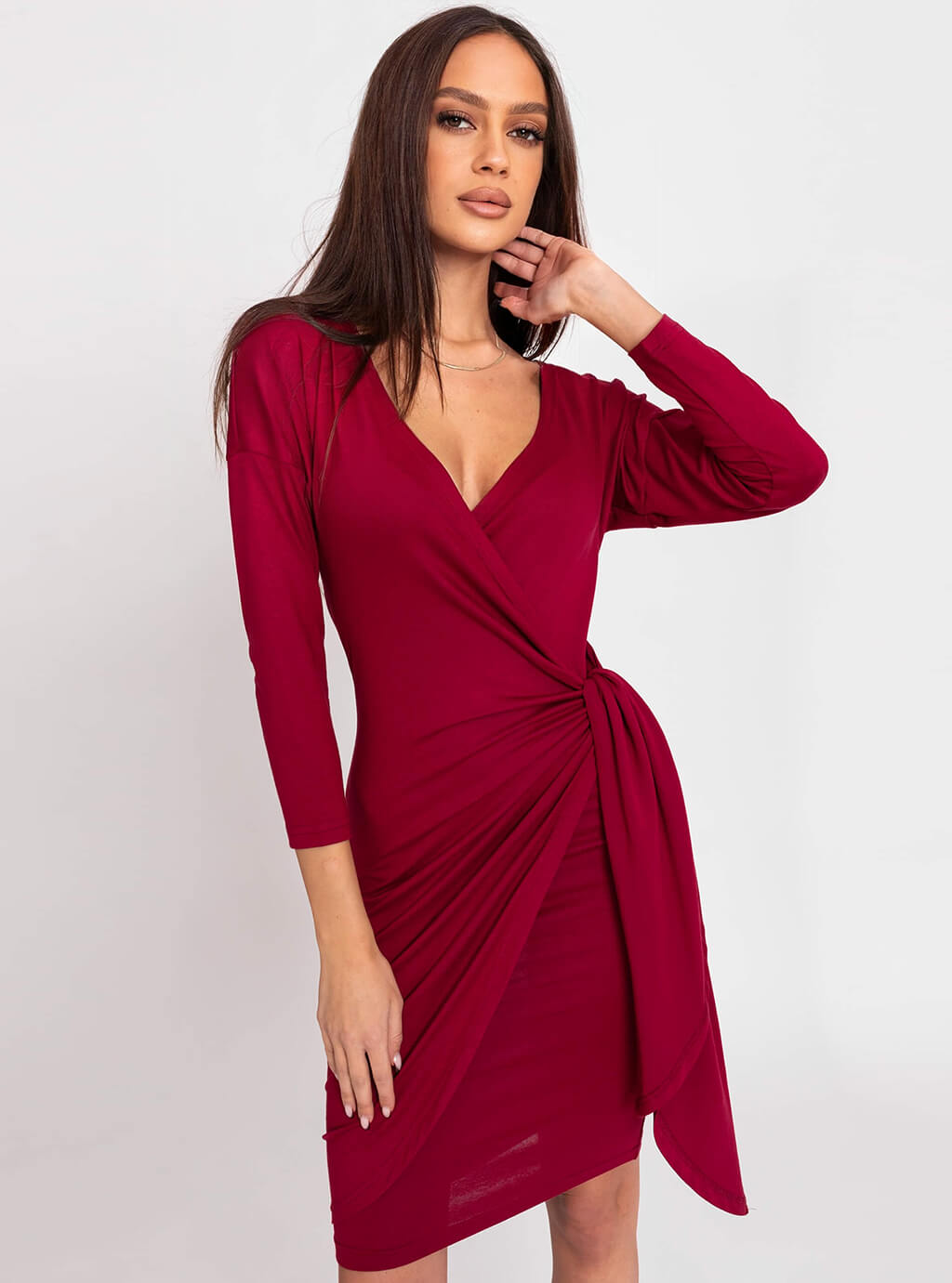 Laure - Kopertowa sukienka z wysokiej jakości wiskozy z długim rękawem i wiązaniem -   bordo