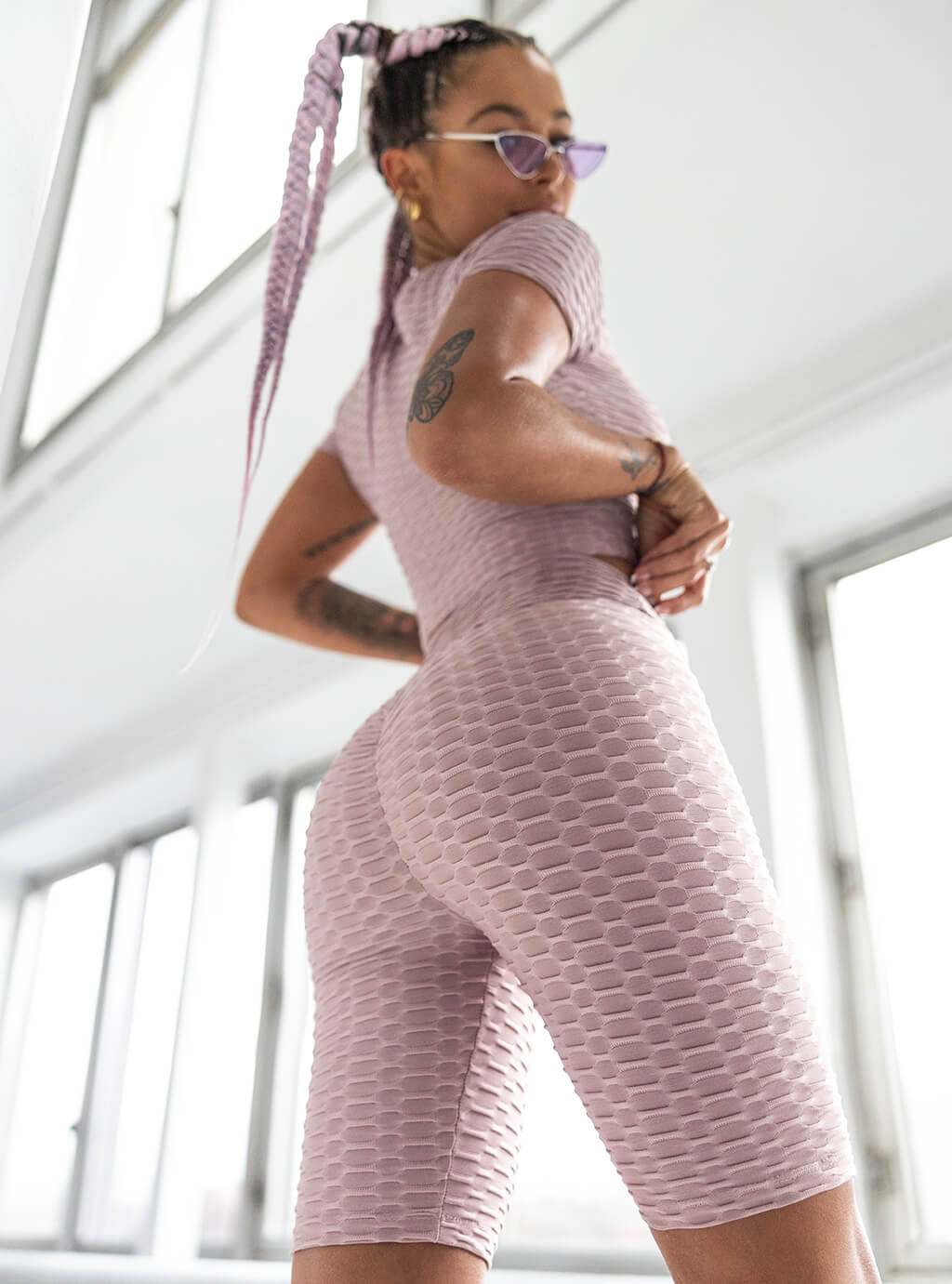 Lanira- dopasowane kolarki z ozdobnymi przeszyciami podkreślającymi sylwetkę- lila 2