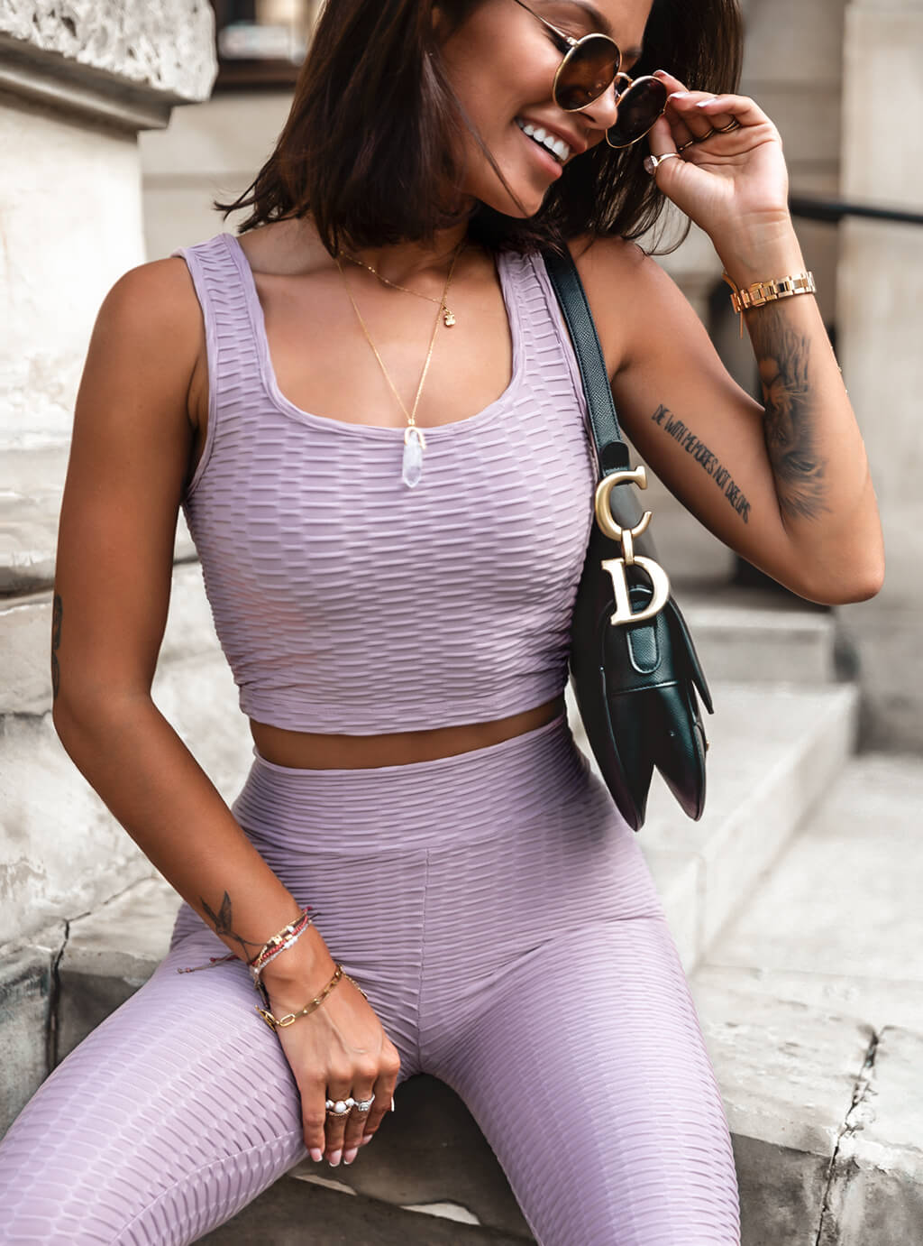 Rosanna- krótki top na grubych ramiączkach, z okrągłym dekoltem- lila 17