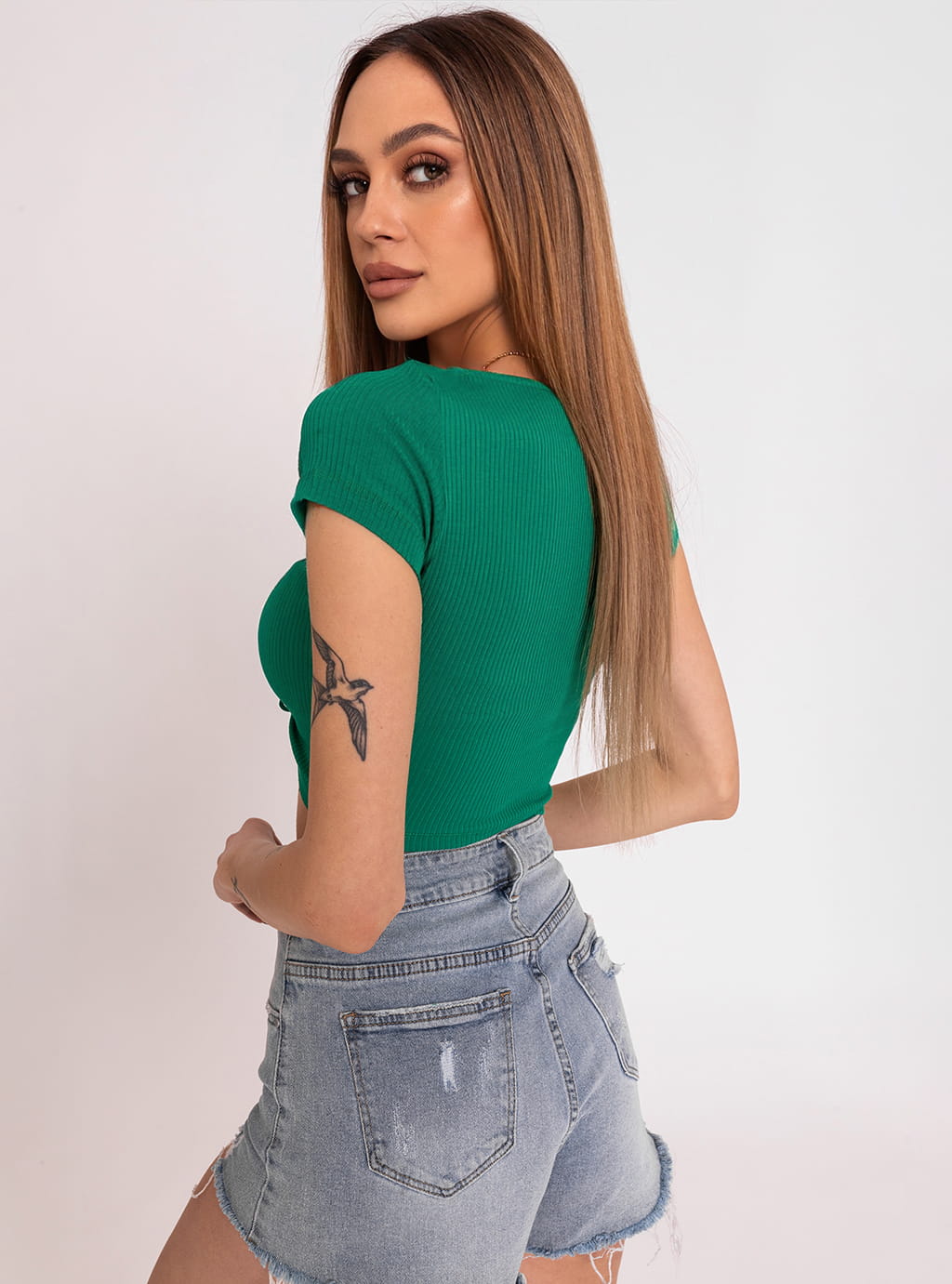 Delika- krótki top ze ściągaczem i dekoltem w literę V- zielony 12