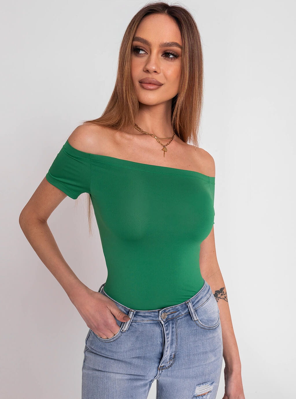 Leena- dopasowana bluzka z lycry z dekoltem typu hiszpanka- zielona 7