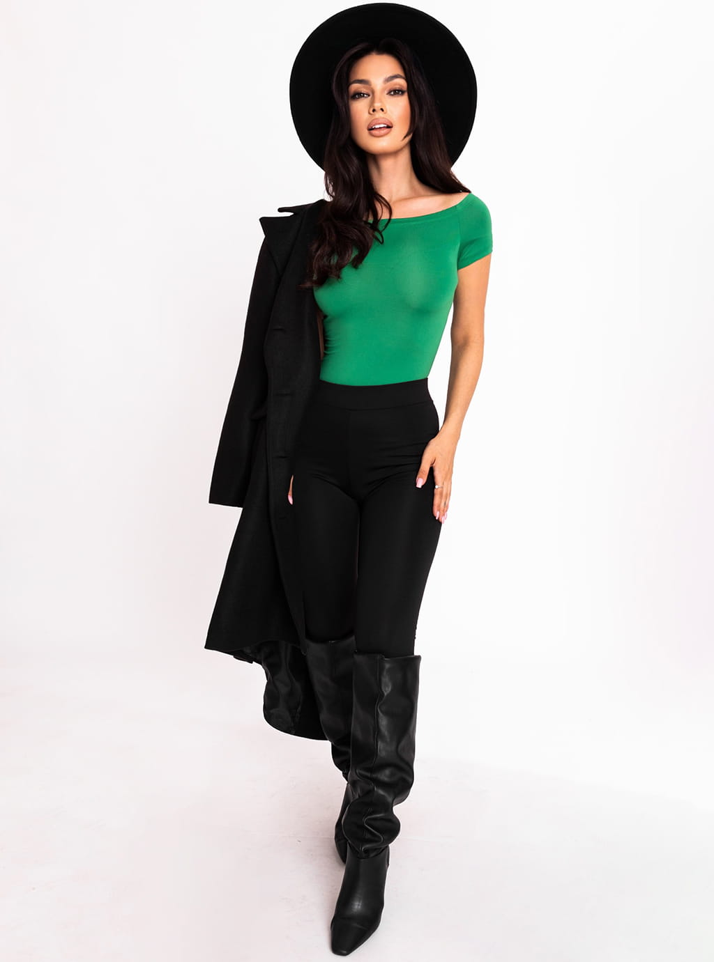 Leena- dopasowana bluzka z lycry z dekoltem typu hiszpanka- zielona 15