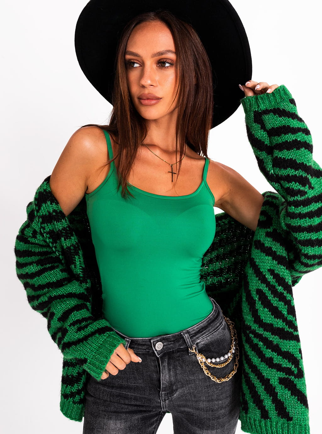 Medea- bluzka z lycry na ramiączkach z okrągłym dekoltem- zielona