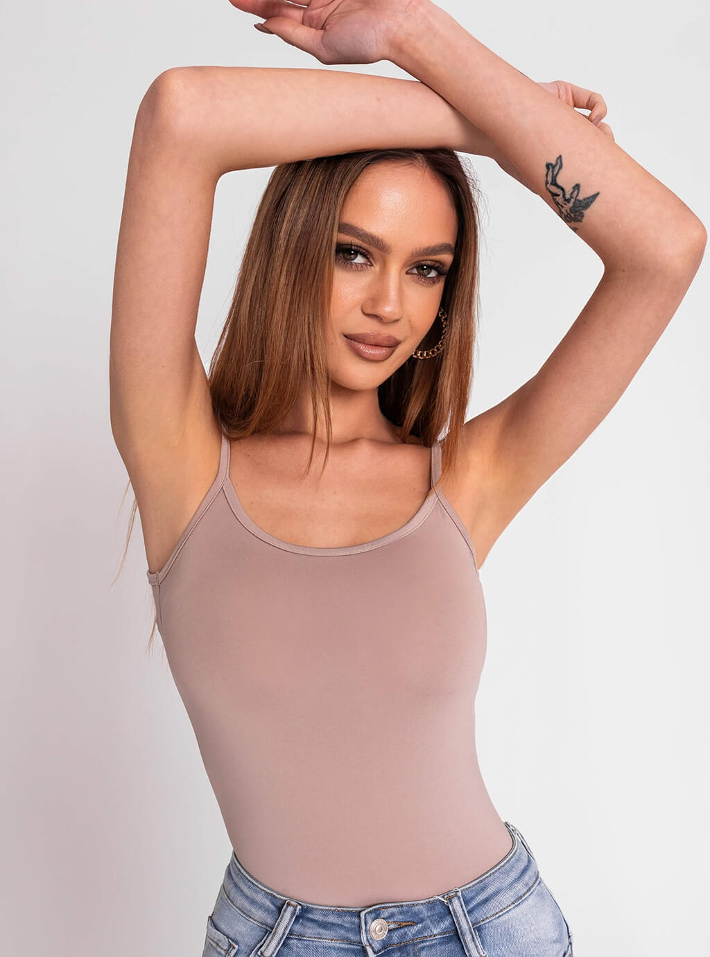 Medea- bluzka z lycry na ramiączkach z okrągłym dekoltem- szara 3