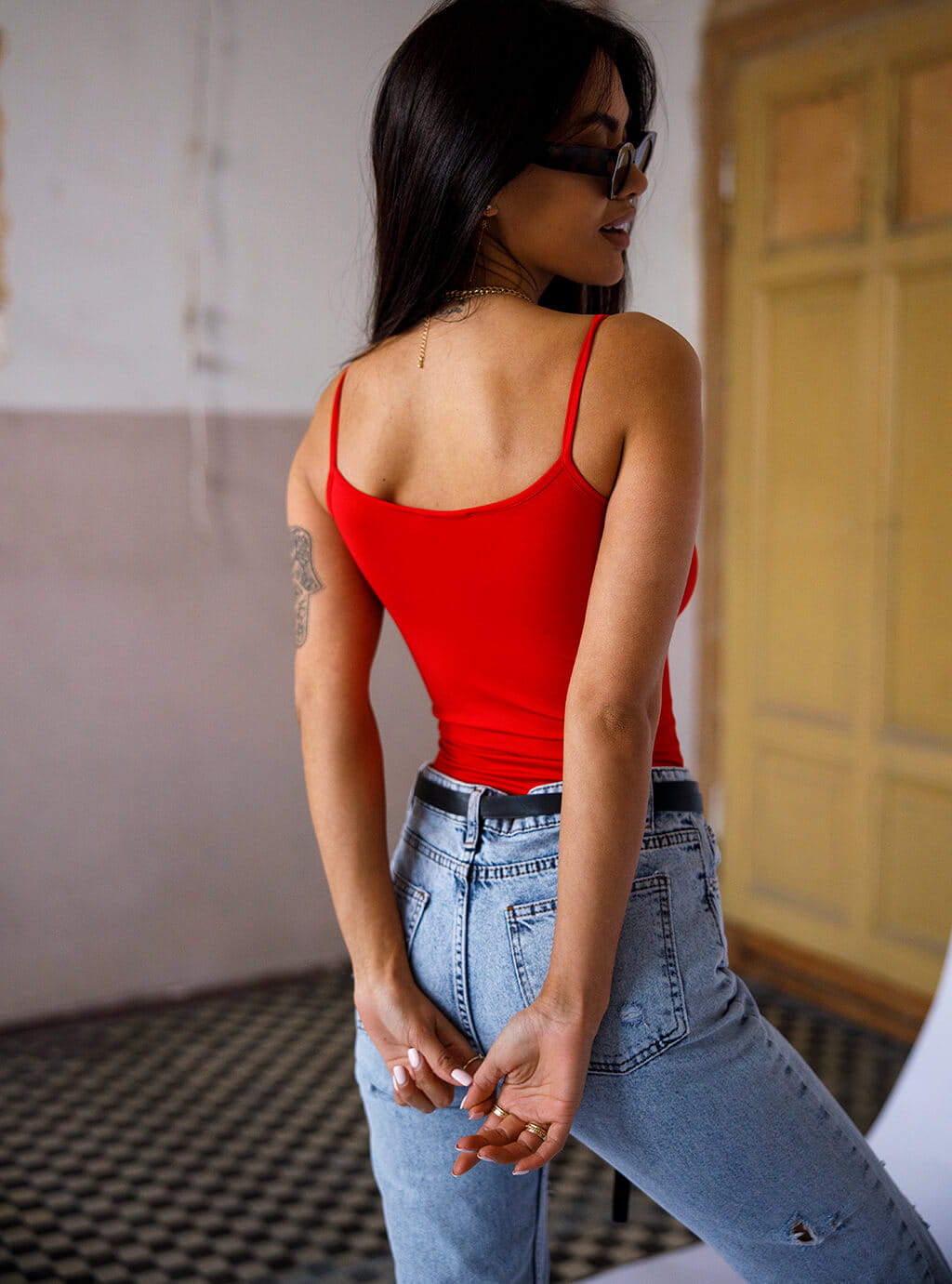 Medea- bluzka z lycry na ramiączkach z okrągłym dekoltem- czerwona 13