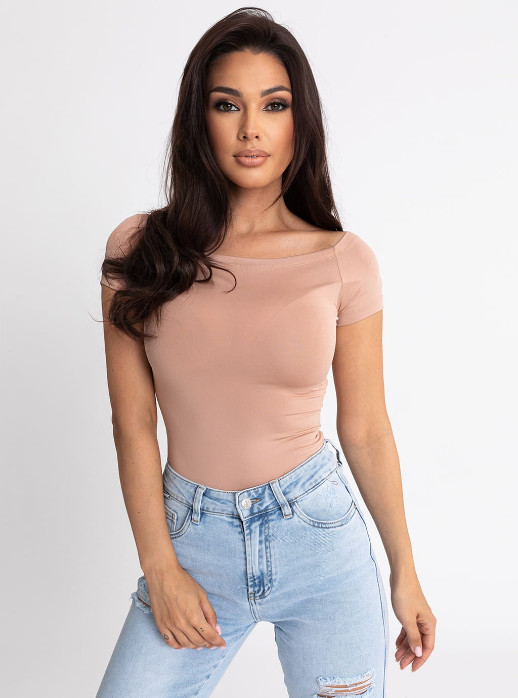 Leena- dopasowana bluzka z lycry z dekoltem typu hiszpanka- beż 13