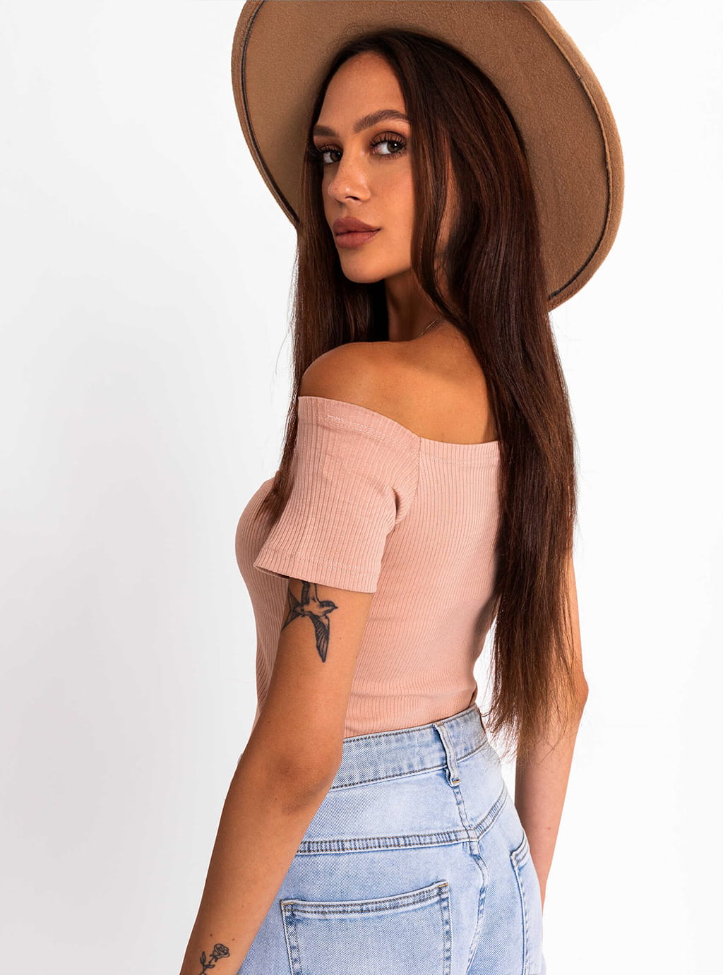 Lovita- dopasowana bluzka typu hiszpanka z prążkowanej dzianiny- beż 12