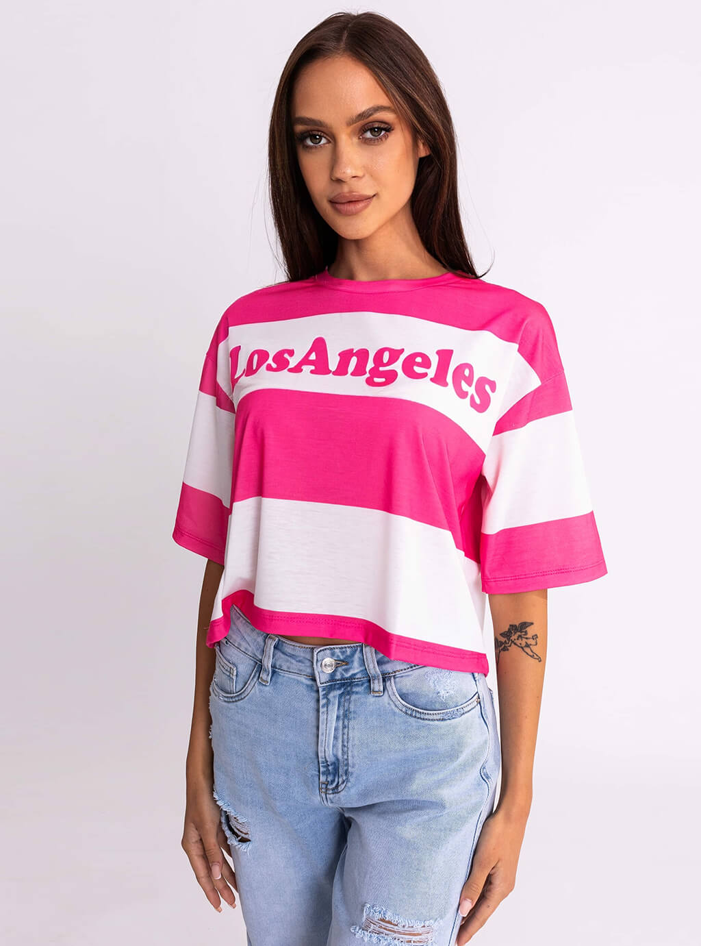 Hetty- krótki, oversizowy t-shirt z nadrukiem- biało - różowa