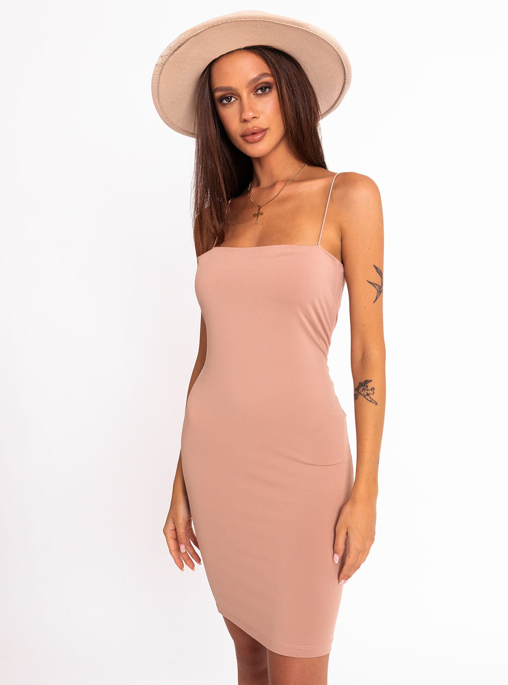 Andra- dopasowana sukienka z lycry na cienkich ramiączkach-beż 6
