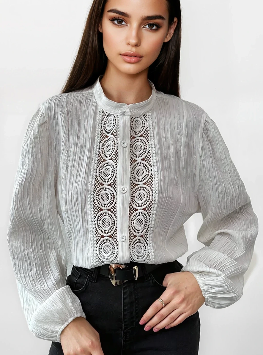 DEMA - bluzka z długim rękawem i koronkowym haftem - biała 3