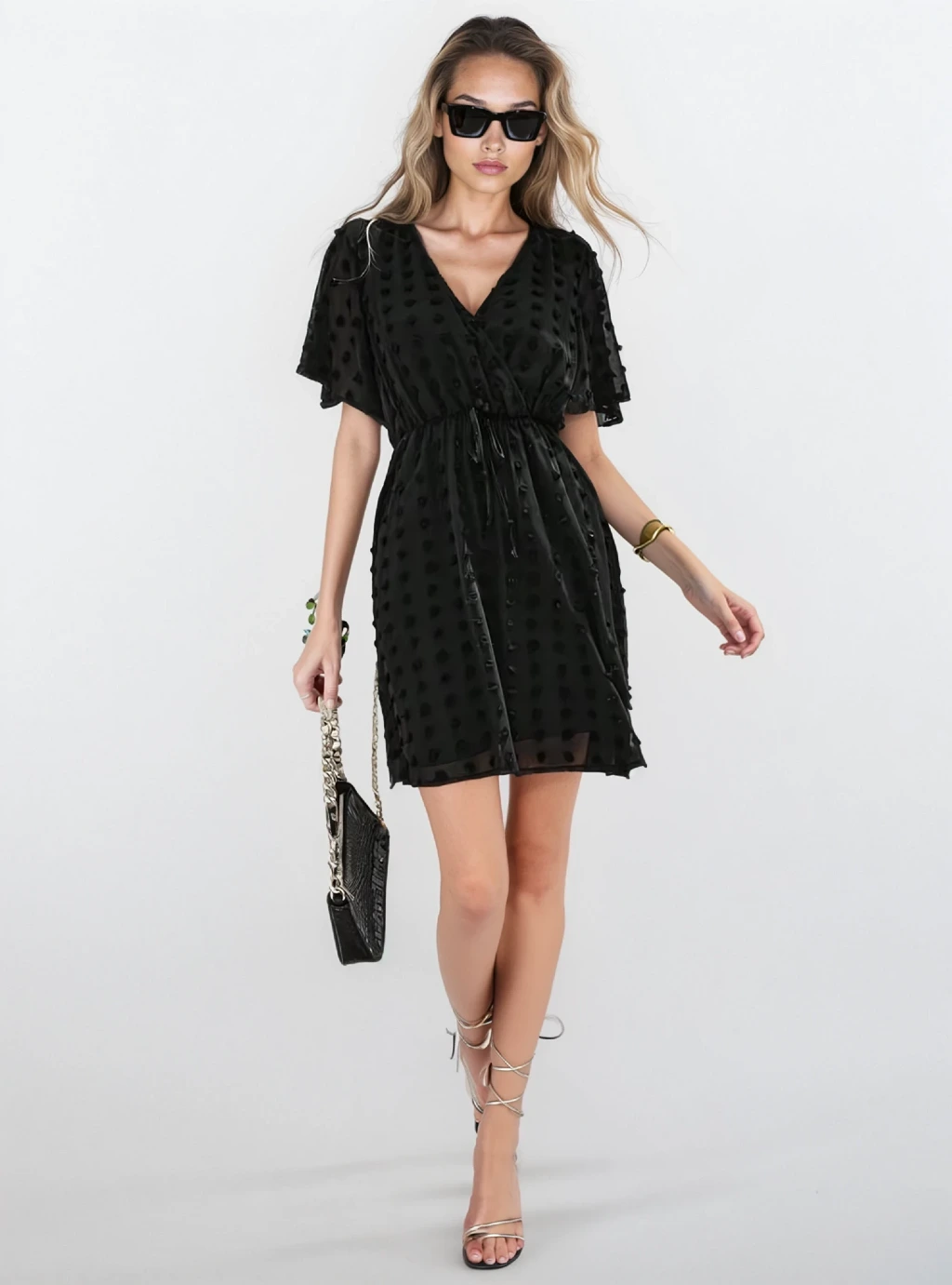 JOSH - elegancka sukienka z dekoltem w serek - czarna