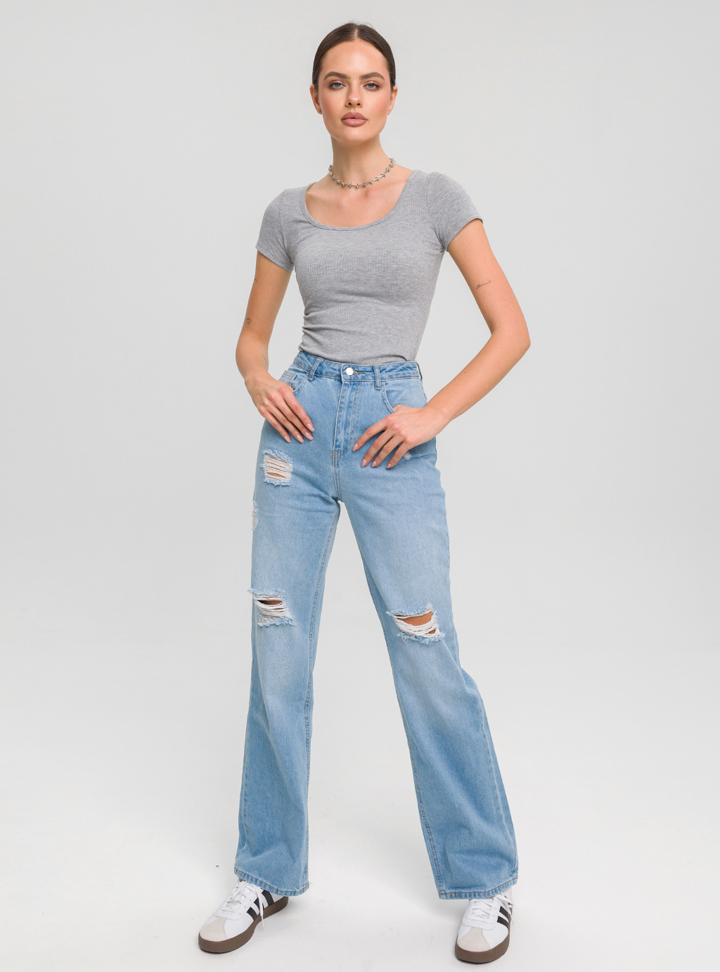 Dopasowana bluzka MOOD SHORT  z prążkowej dzianiny z krótkim rękawem szara 8