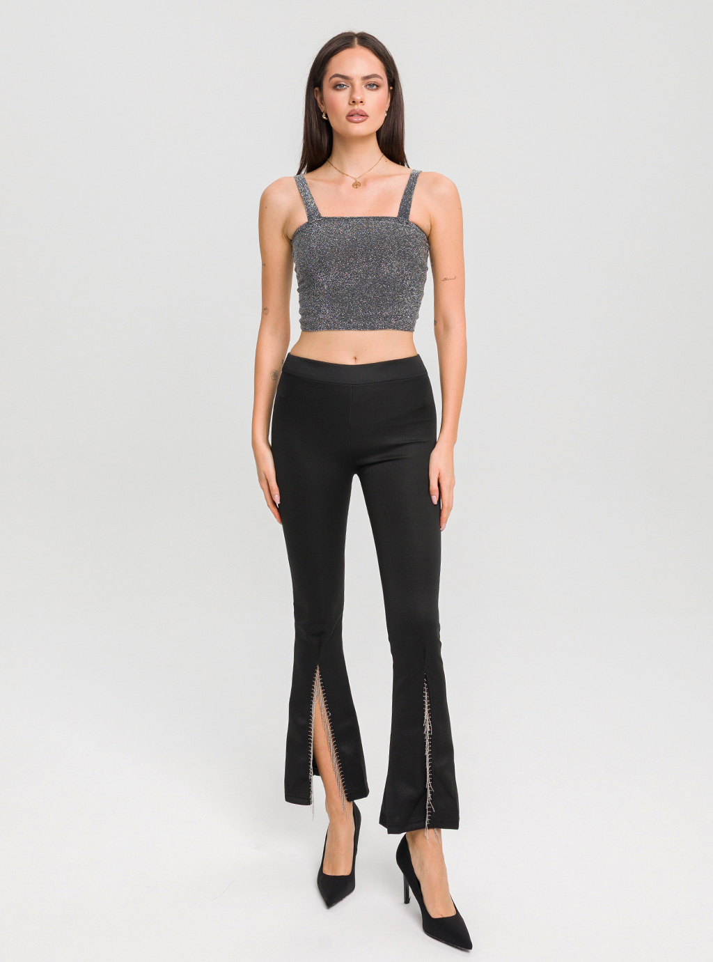 Top Lucci – błyszczący, elastyczny top na ramiączkach srebrny 7