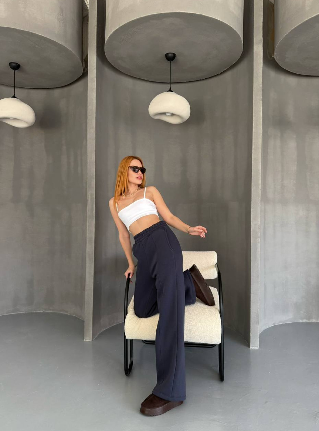 VIVI - SPODNIE DRESOWE Z SZEROKĄ NOGAWKĄ I KIESZENIAMI - GRAFIT