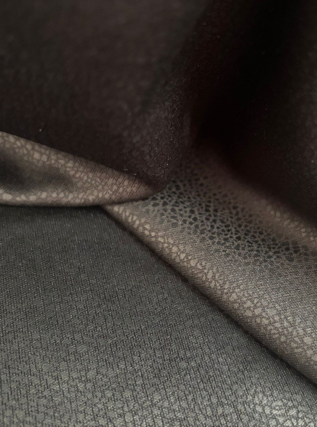 ELI - dopasowana sukienka przed kolano - czarna 2