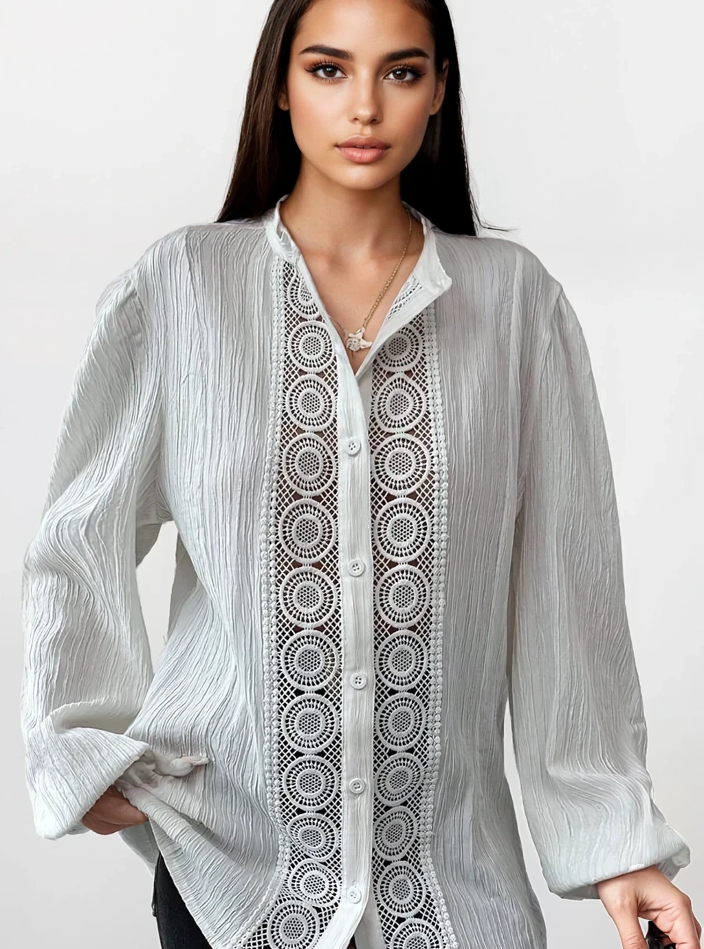 DEMA - bluzka z długim rękawem i koronkowym haftem - biała 5