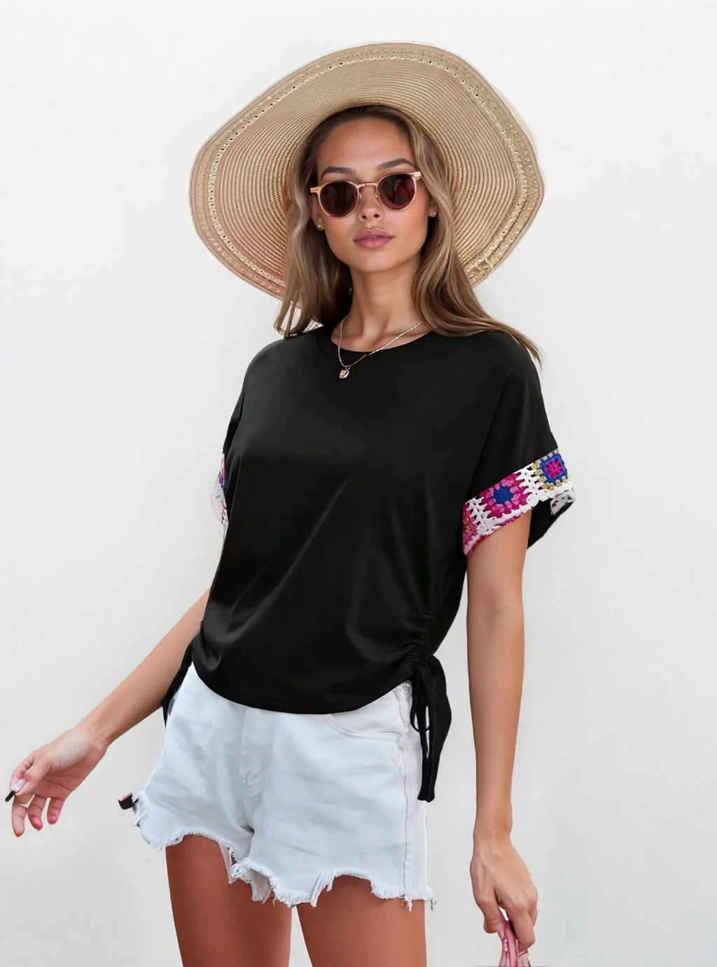 BOHO - bluzka z kolorowymi rękawkami i troczkami - czarna  2