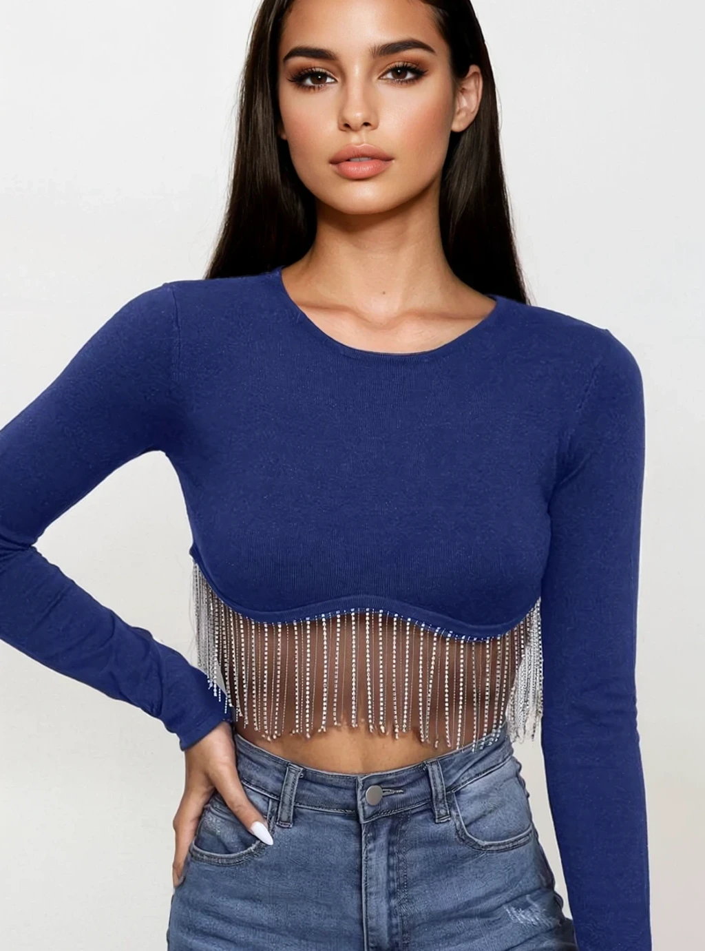 ELISHE - crop top z długim rękawem i ozdobnymi frędzlami z cyrkonii - niebieski 3