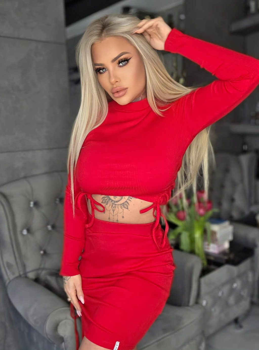 SET POLI - komplet z prążkowanej dzianiny bluzka z długim rękawem spódnica przed kolano - czerwony 4